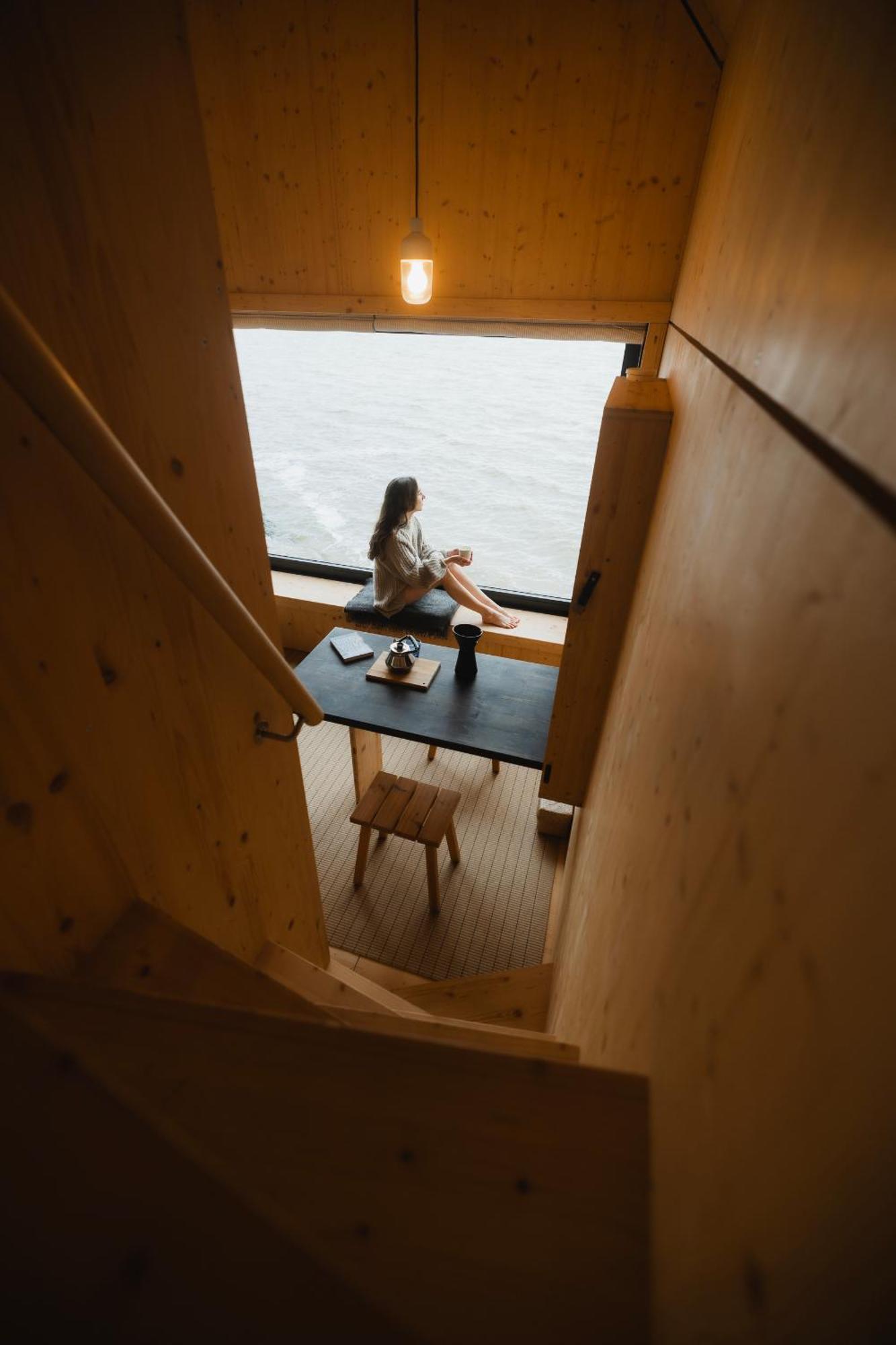 Majamaja Off-grid Retreat Landsteder Helsingfors